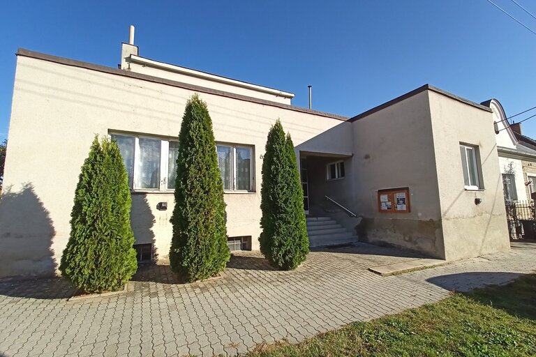 K sborovému shromáždění